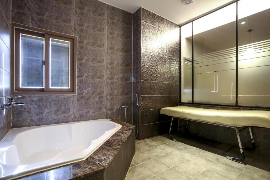 Hotel The Jaja Gongju エクステリア 写真